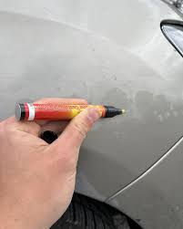 Stylo Peinture Voiture Anti-Rayures – Solution Rapide et Durable pour Réparer la Carrosserie